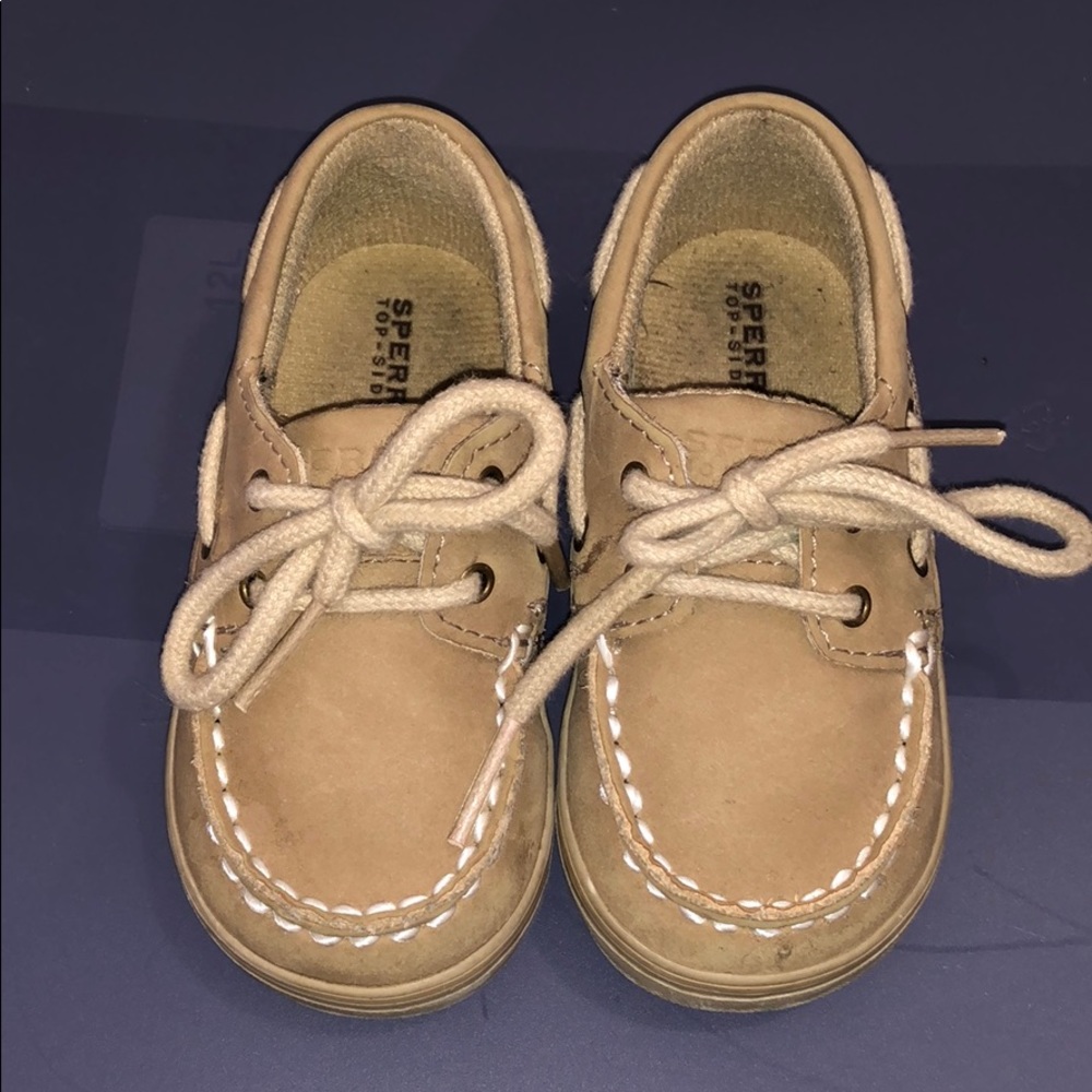 Toddler Sperry’s in Tan in Mint condition!